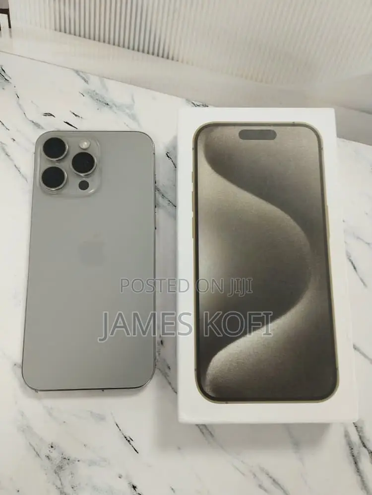 Apple iPhone 15 Pro Max 256 GB Silver