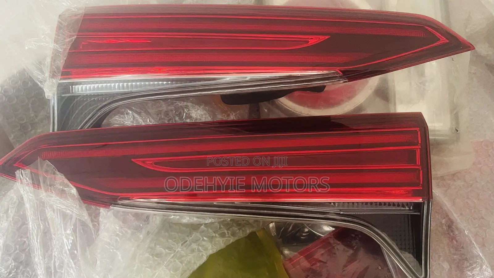 Toyota Fortuner 2016 Booth Lamp
