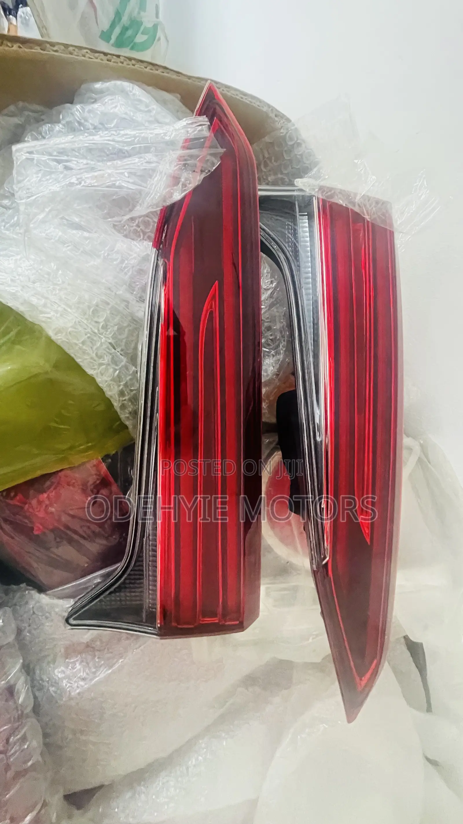 Toyota Fortuner 2016 Booth Lamp