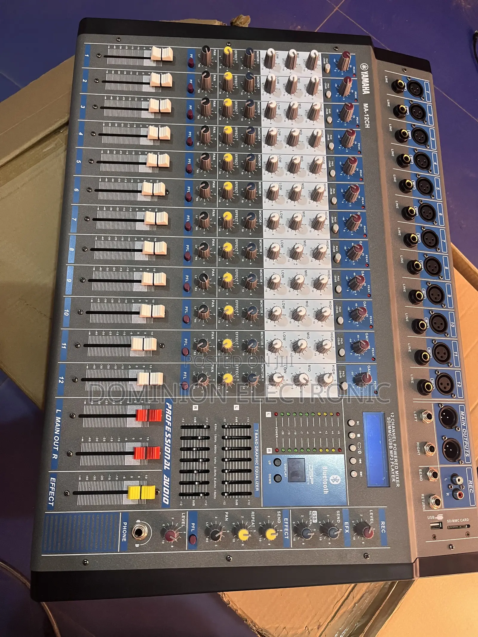 Power Mixer 12 Channel