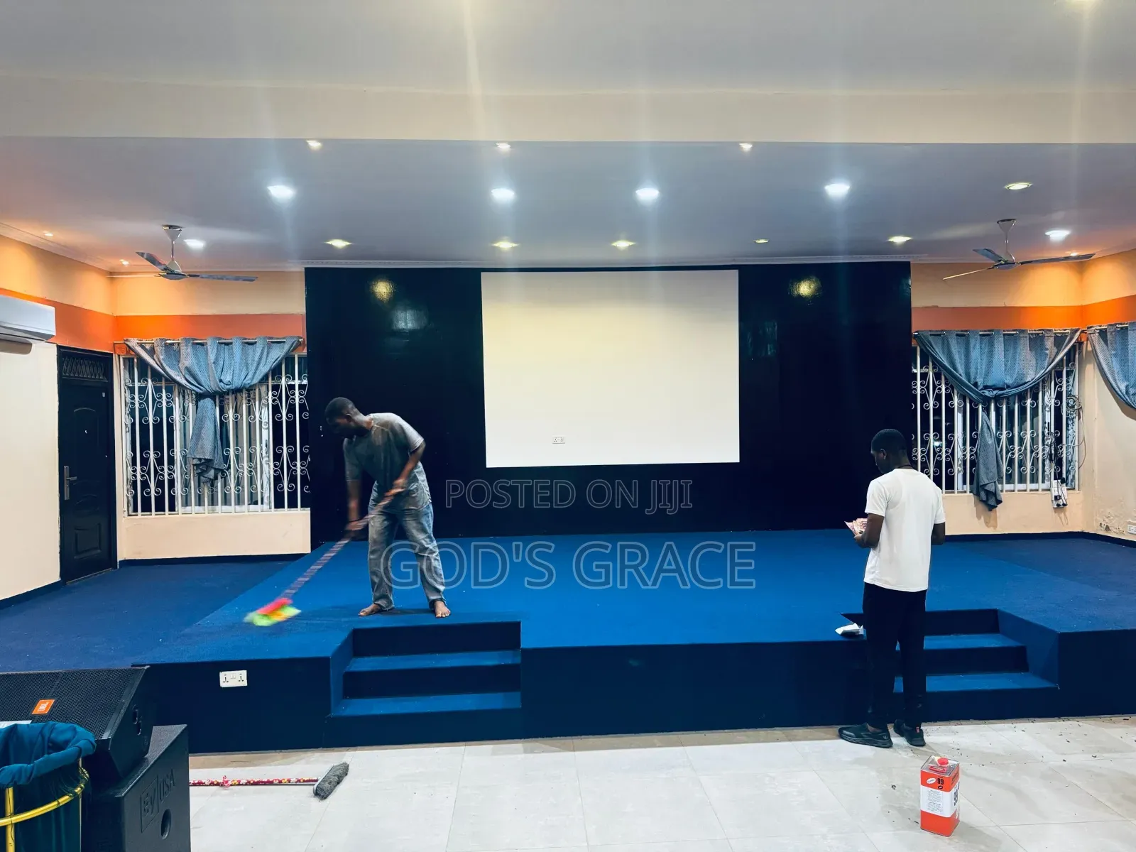Navy Blue Industrial Woolen Carpet Fir Church Auditorium