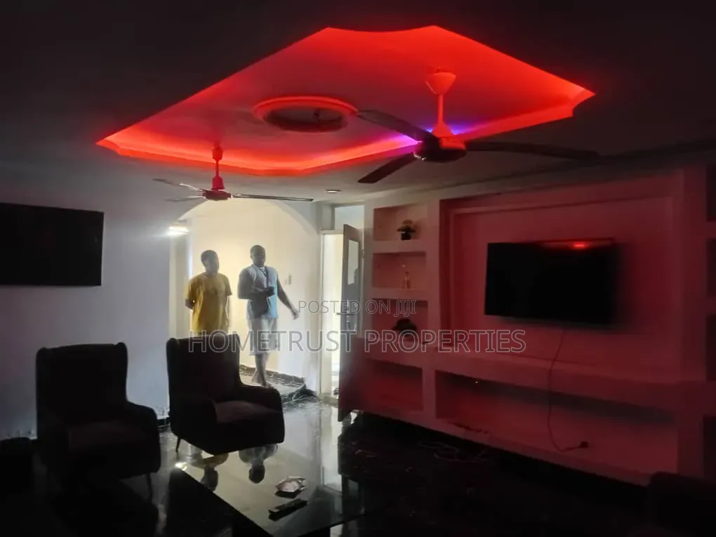 5bdrm Duplex in Amasaman Achiaman for sale