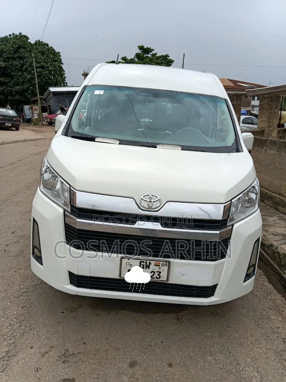 Toyota HiAce 2022 White