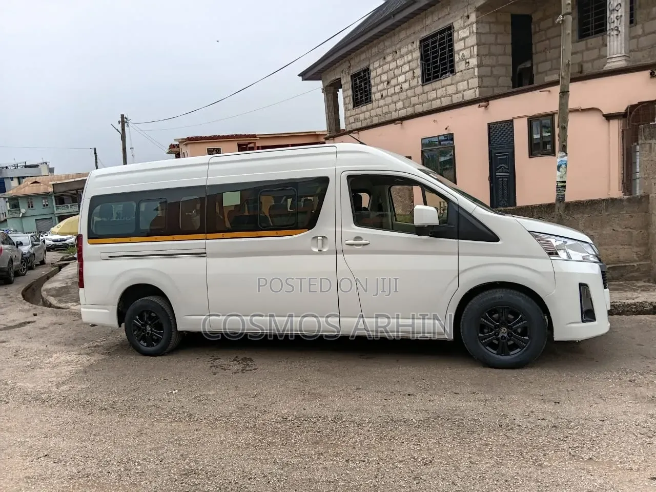Toyota HiAce 2022 White