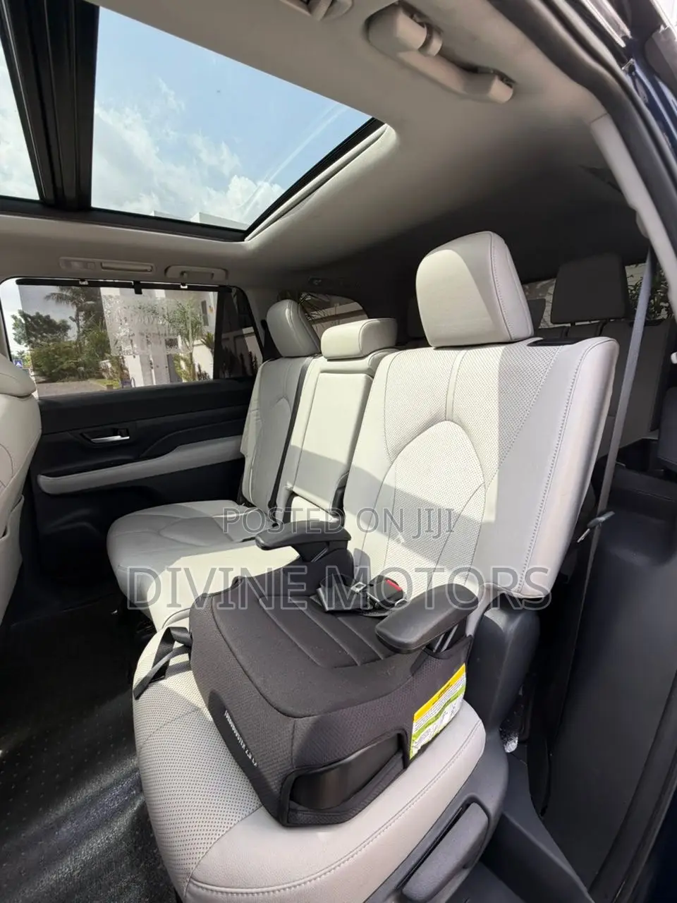 Toyota Highlander XLE 2025 Blue