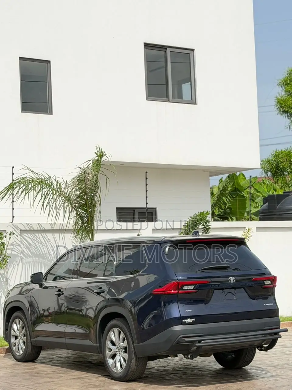 Toyota Highlander XLE 2025 Blue