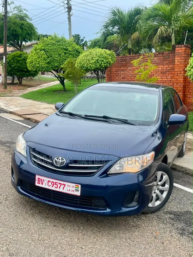 Toyota Corolla 2013 Blue