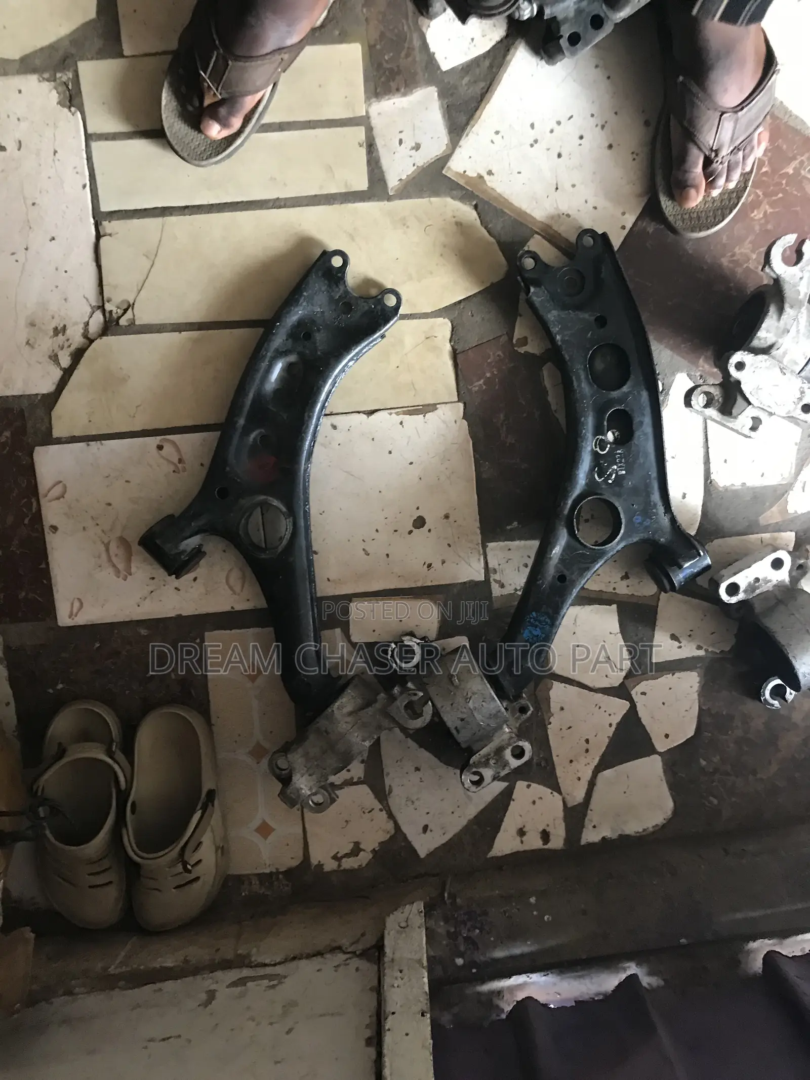 Original Home Used Lower Arm for CRV 2014-2021