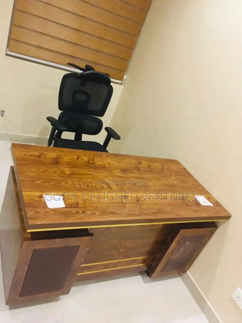 Strong and Solid Straight Office Table