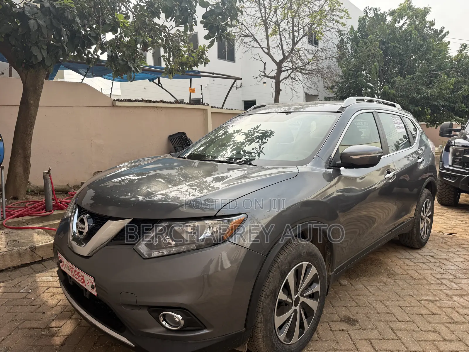 Nissan Rogue SV FWD 2016 Gray