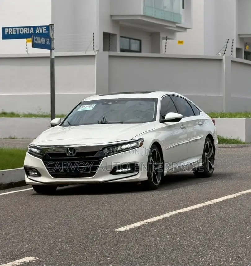 Honda Accord Touring 2.0T 2020 White