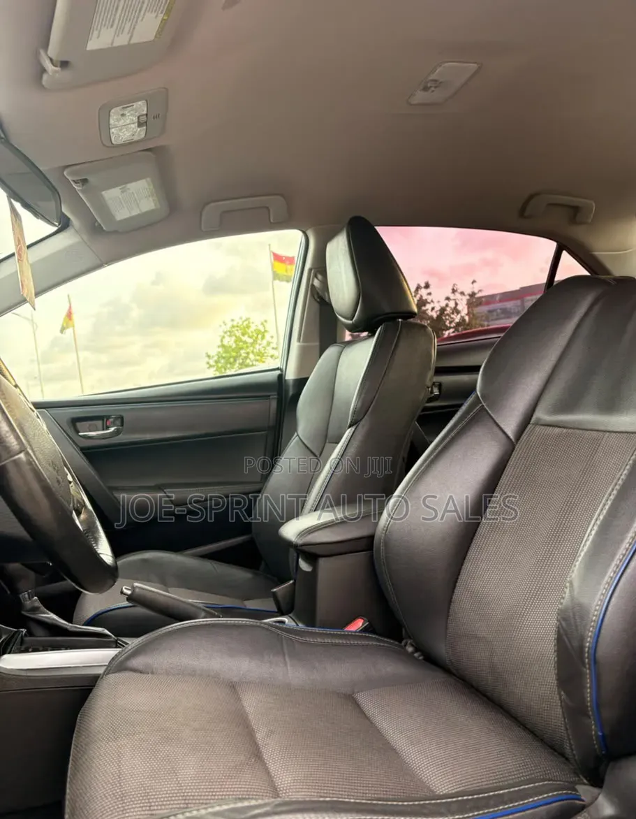 Toyota Corolla 2019 Gray