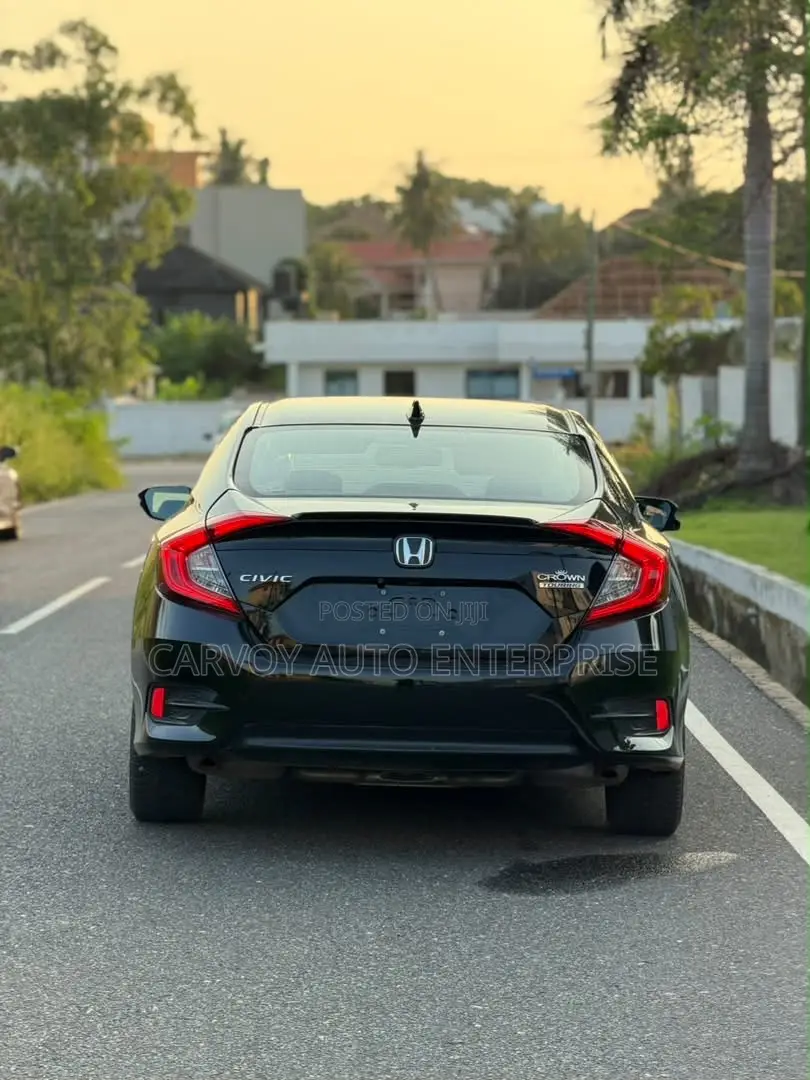 Honda Civic Touring Sedan 2018 Black