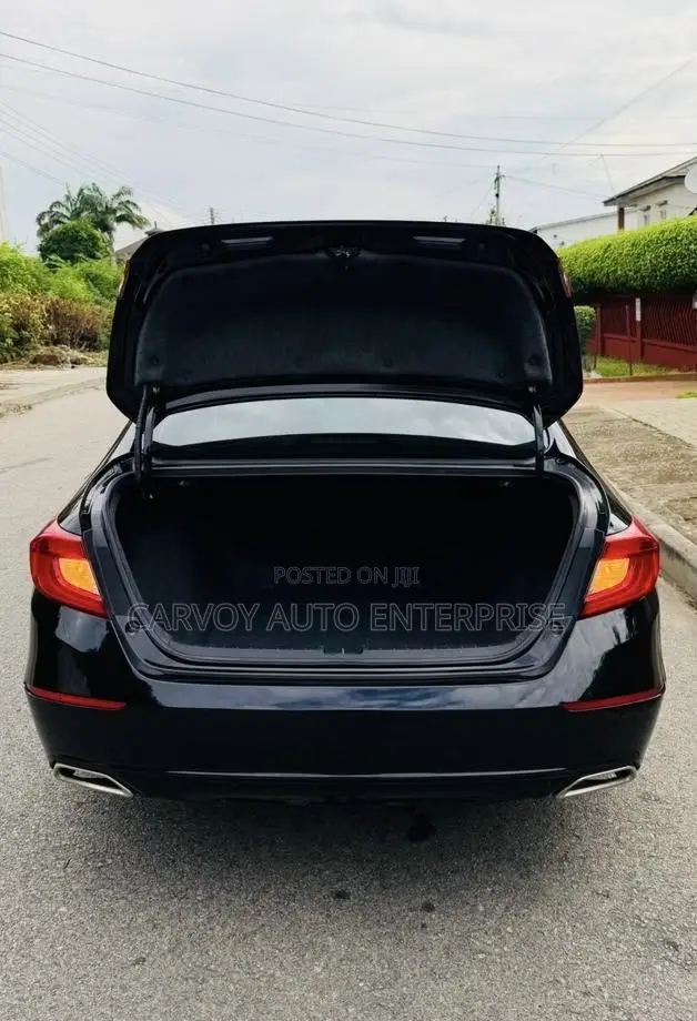 Honda Accord Touring 2018 Blue
