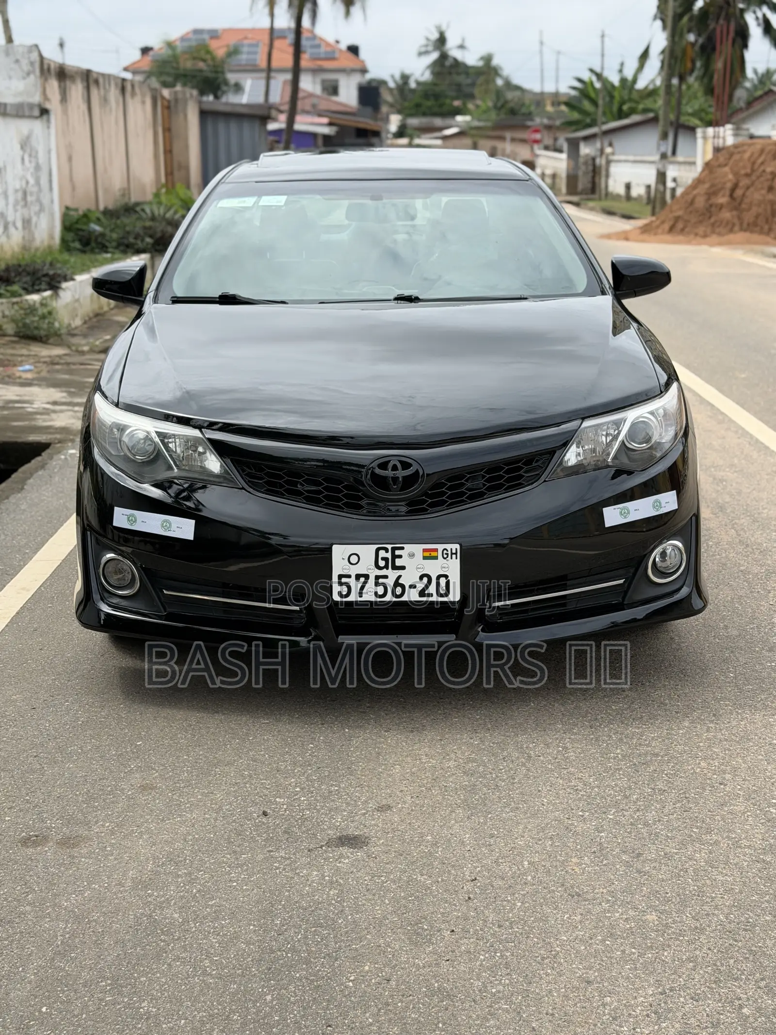 Toyota Camry SE 4dr Sedan (2.5L 4cyl 6A) 2013 Black