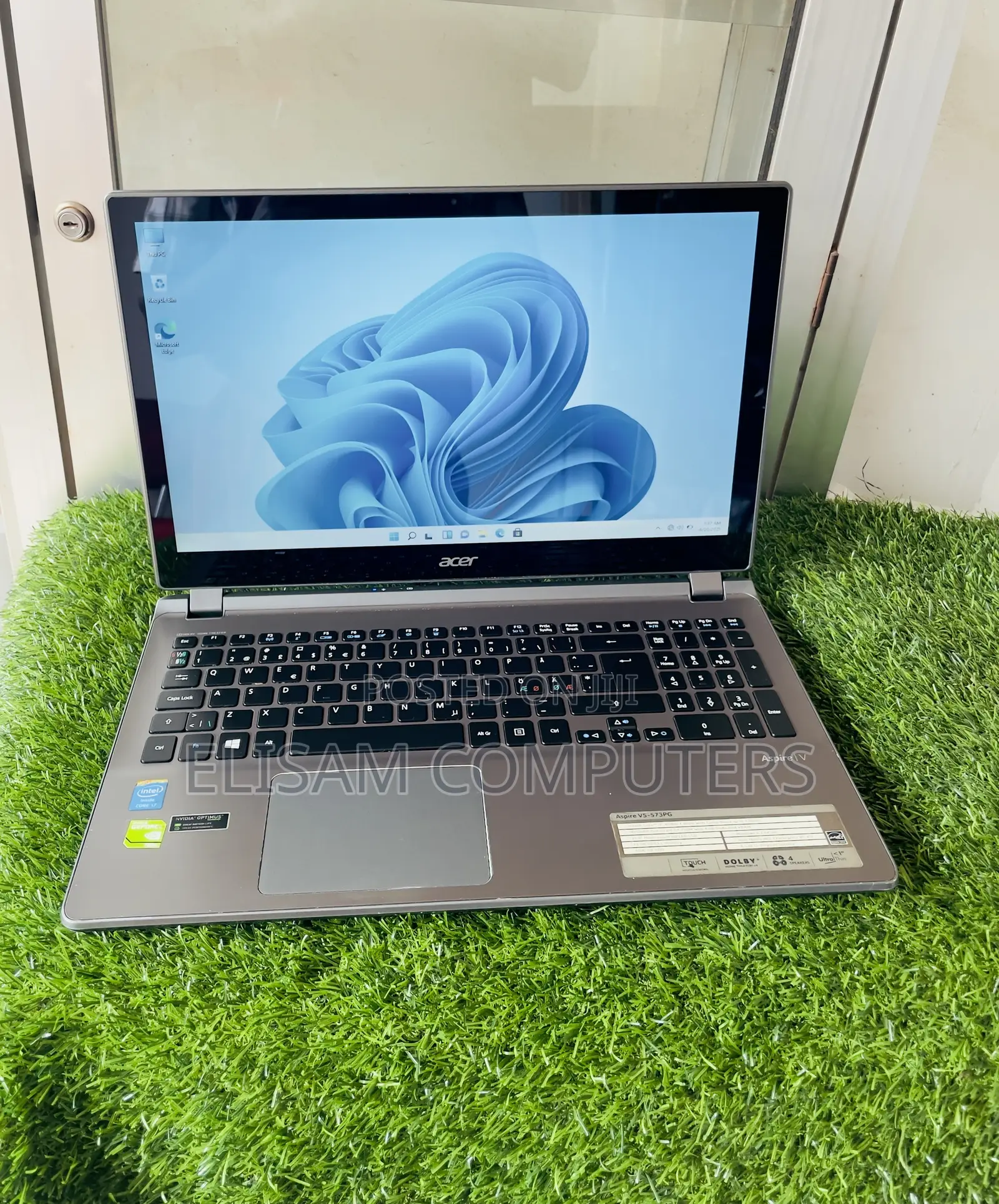Laptop Acer Aspire V5-573PG 12GB Intel Core i7 HDD 1T