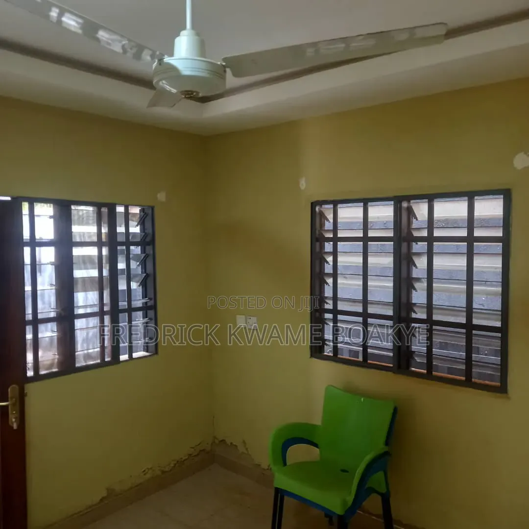 2bdrm Apartment in Brother K Estate, Kumasi Metropolitan for rent