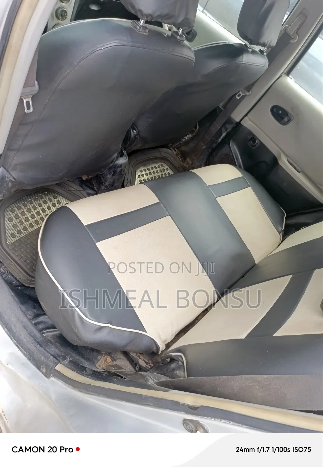 Toyota Vitz 2010 Silver