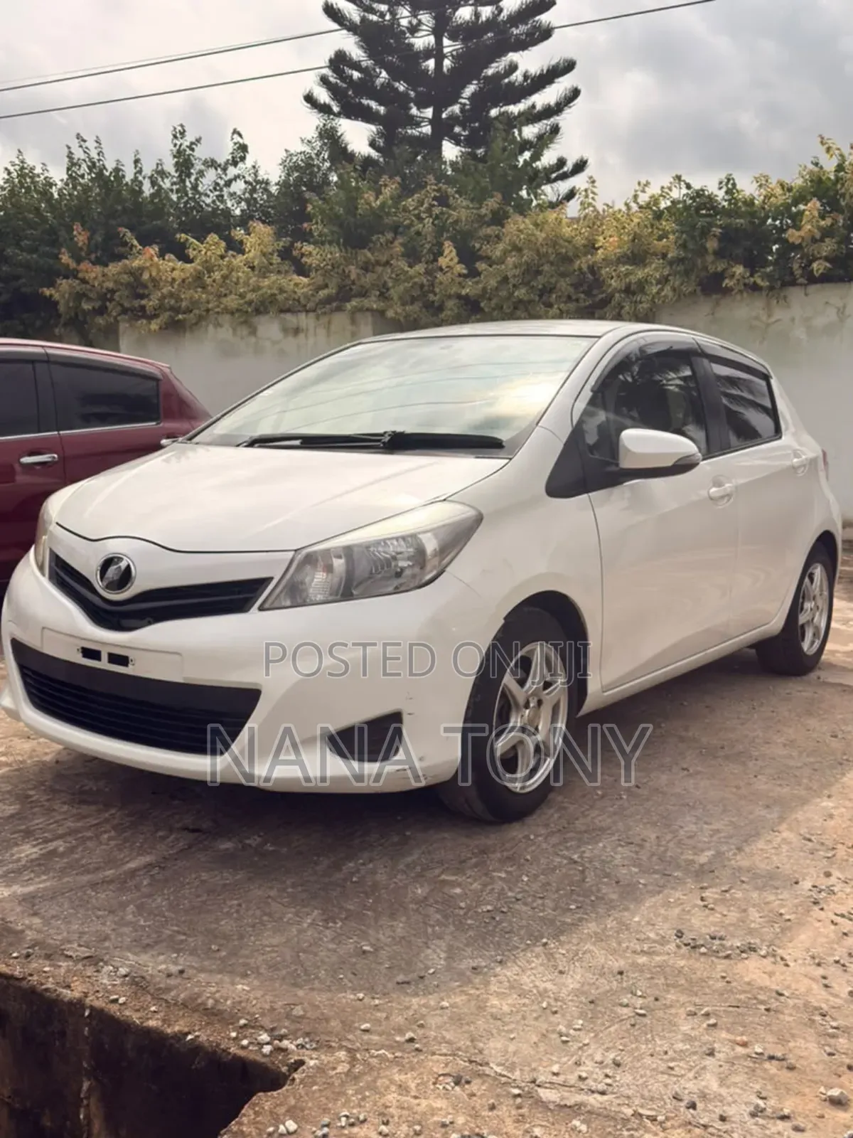Toyota Vitz 1.5 FWD 5dr 2015 White