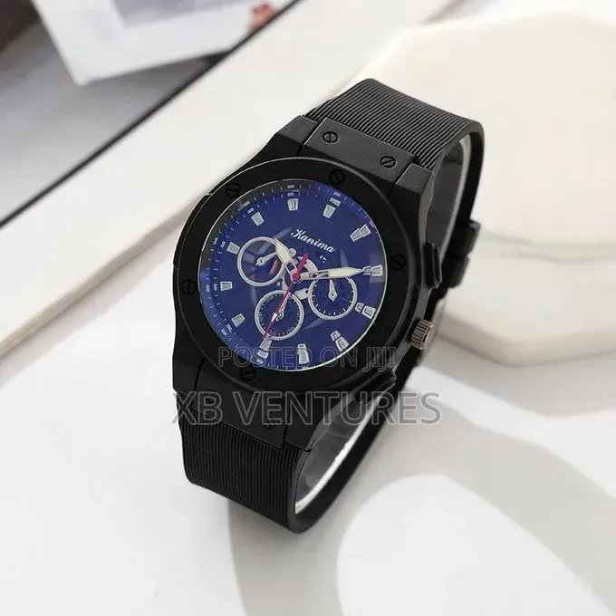 Elegant Silicon Strap Quartz Wrist Watch -Black