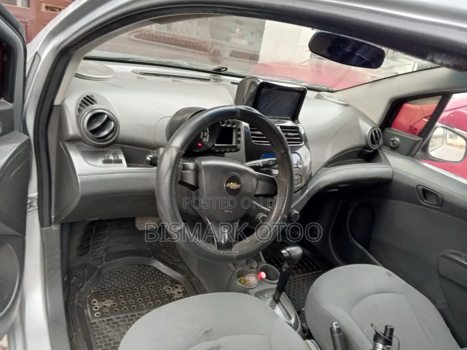 Chevrolet Spark 2012 Silver
