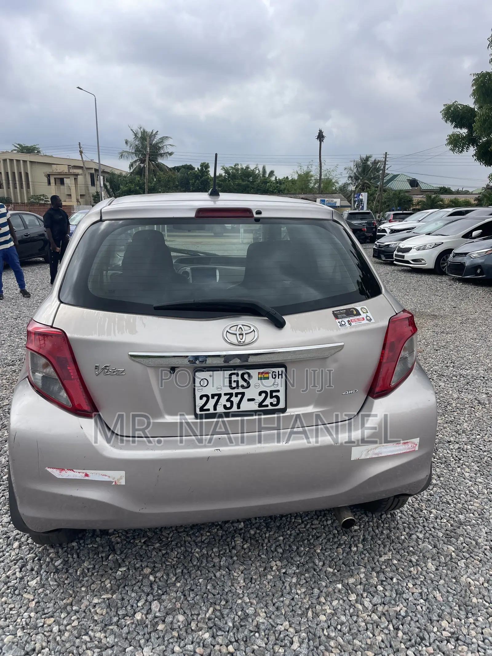 Toyota Vitz 2013 Gray