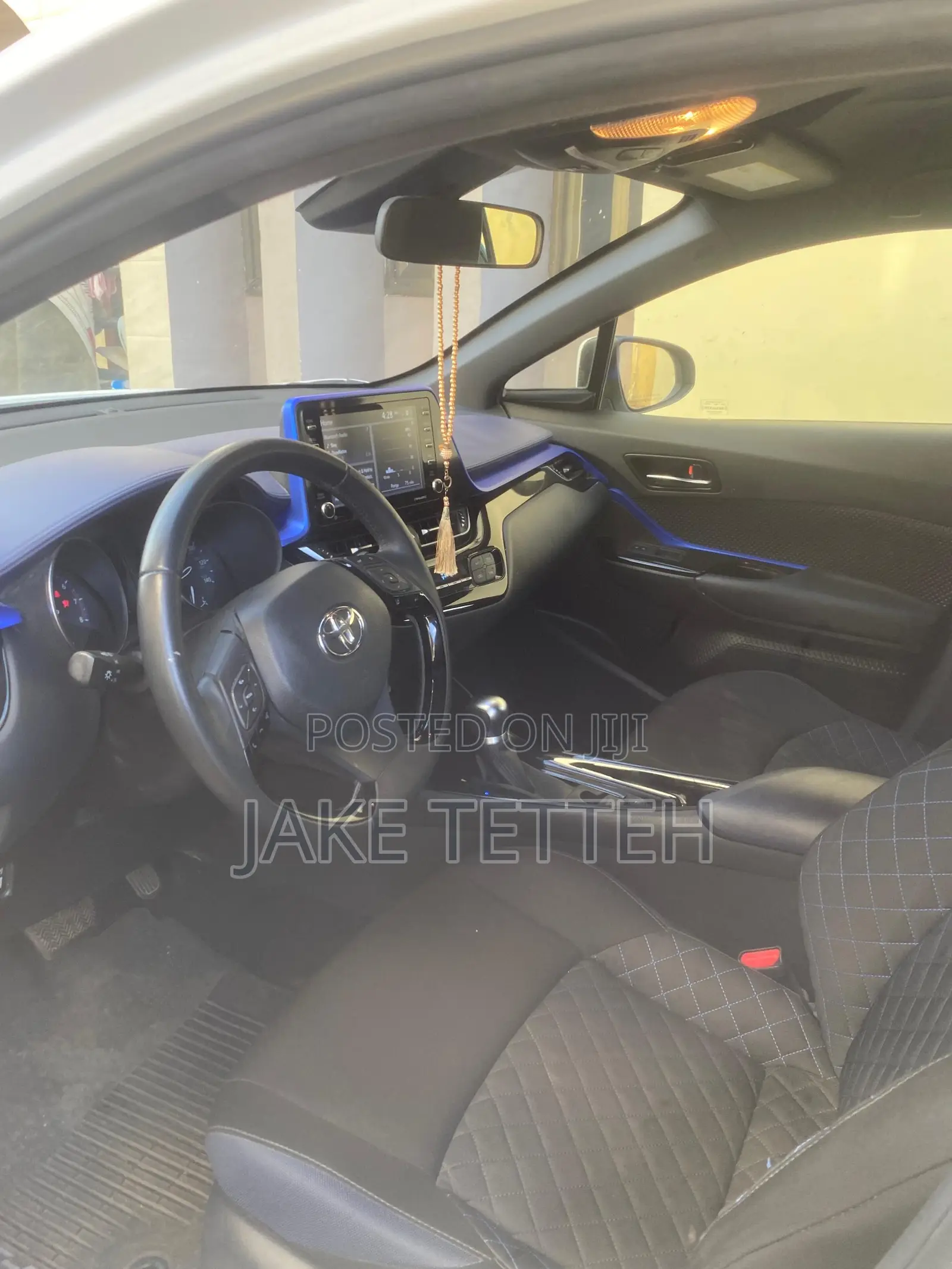 Toyota C-HR 2021 White
