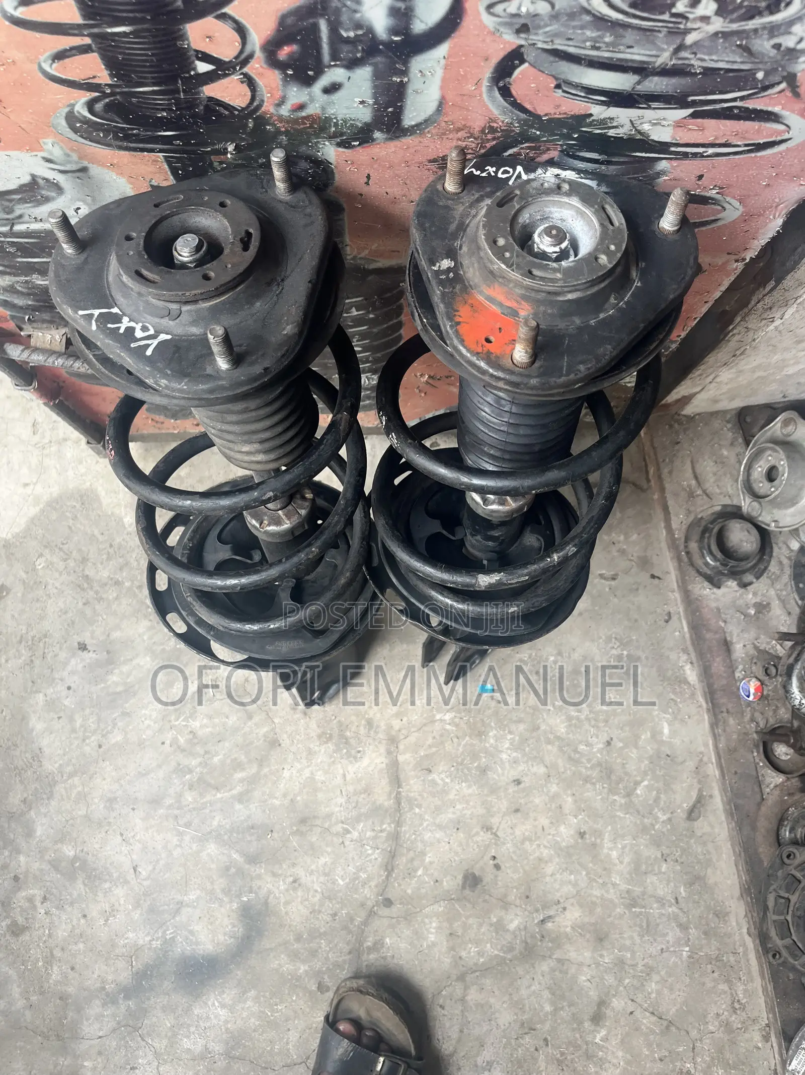 Voxy Front Shocks