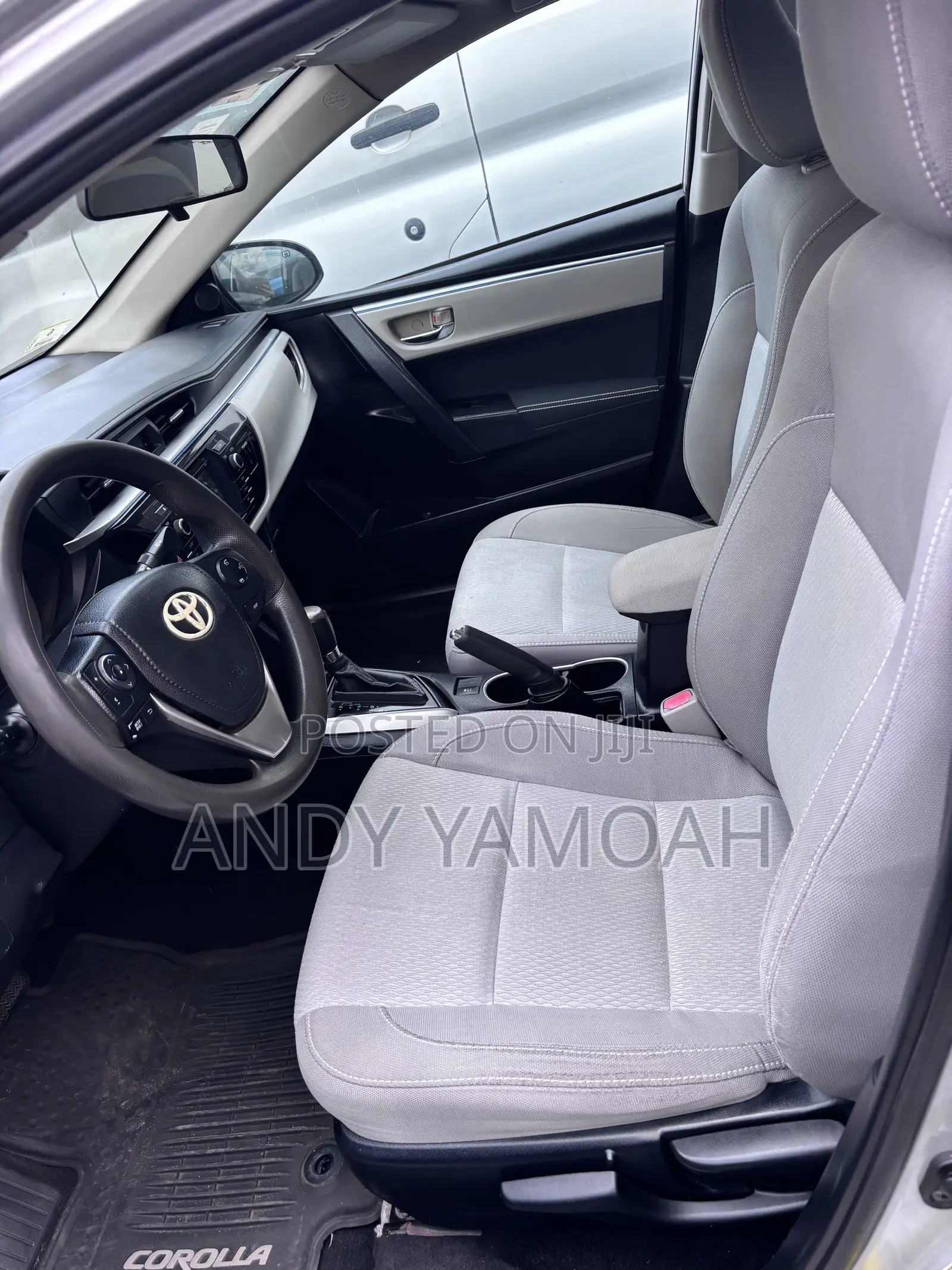 Toyota Corolla 2015 Silver