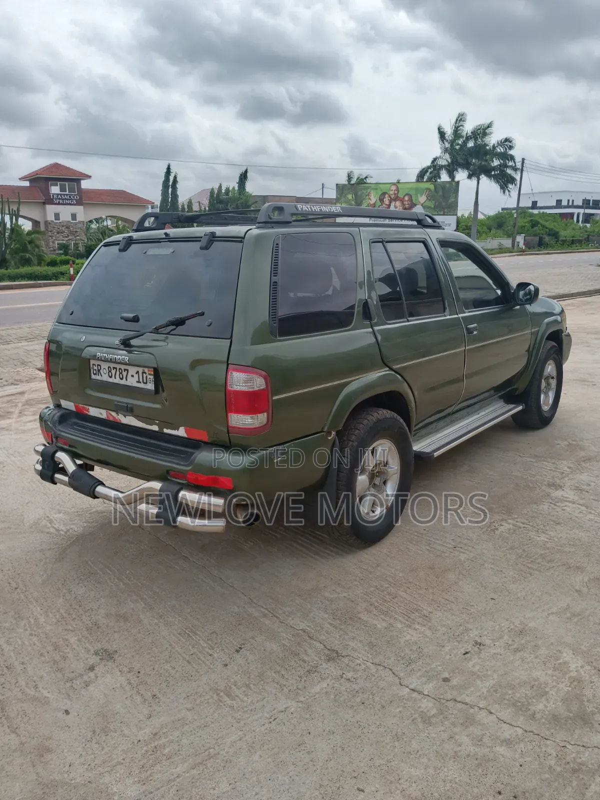 Nissan Pathfinder 2004 Green
