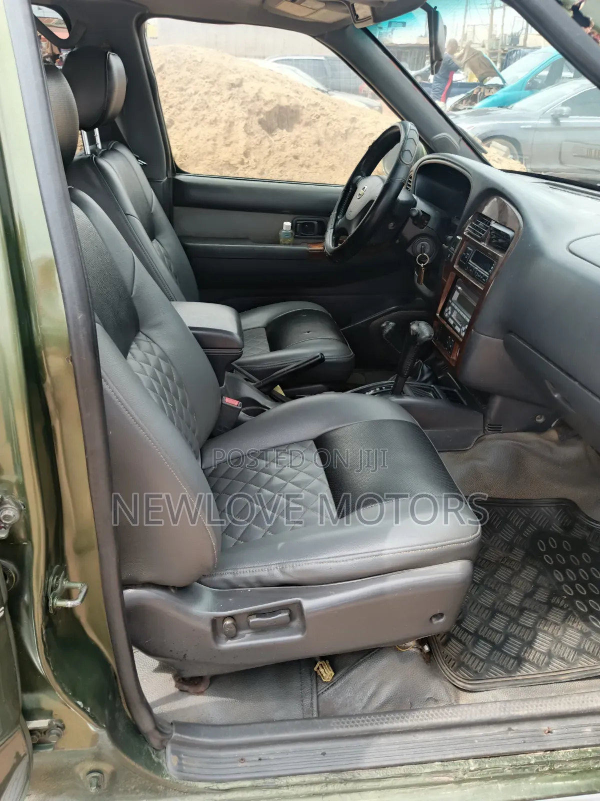 Nissan Pathfinder 2004 Green