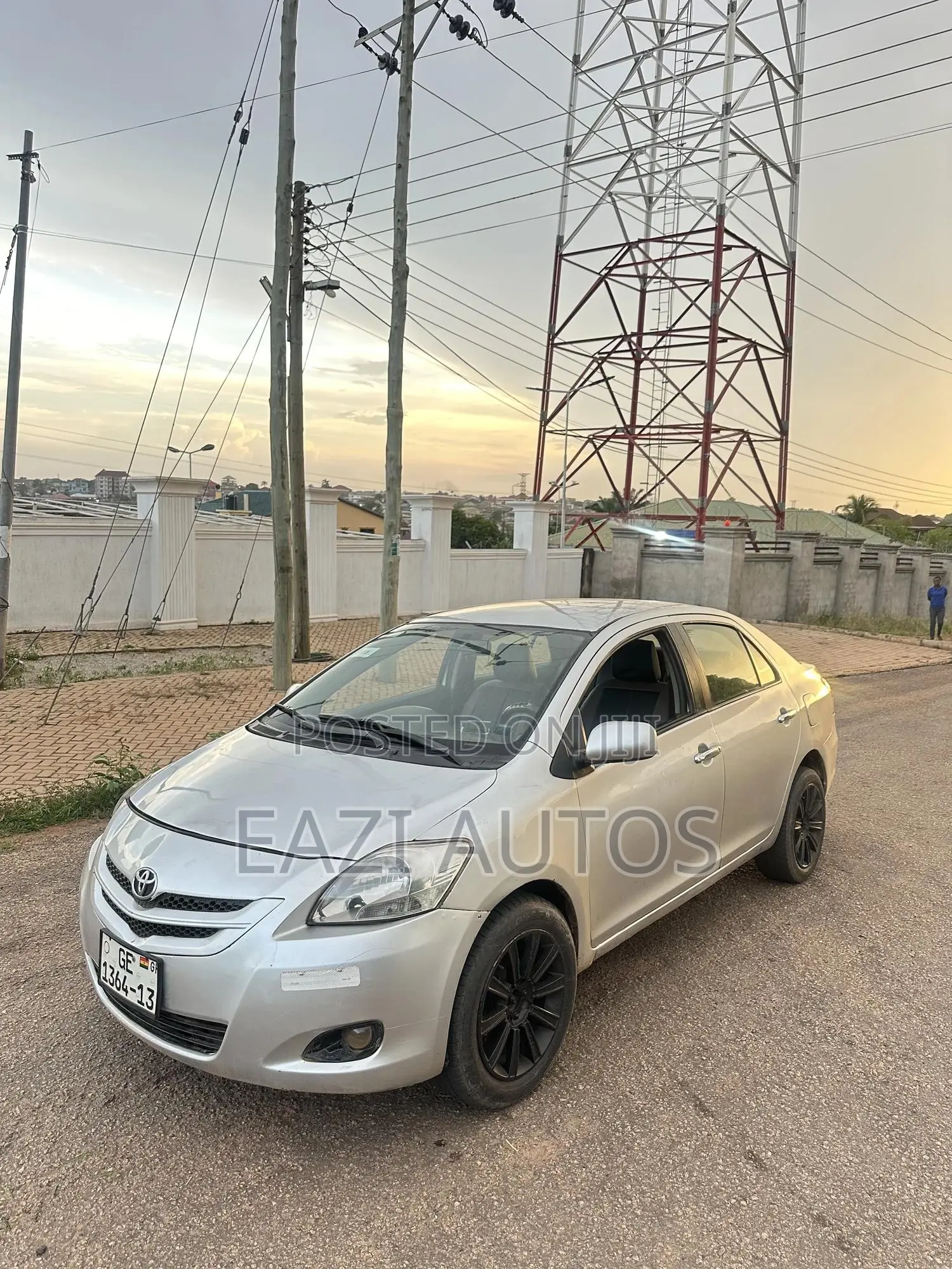 Toyota Yaris 2010 Silver