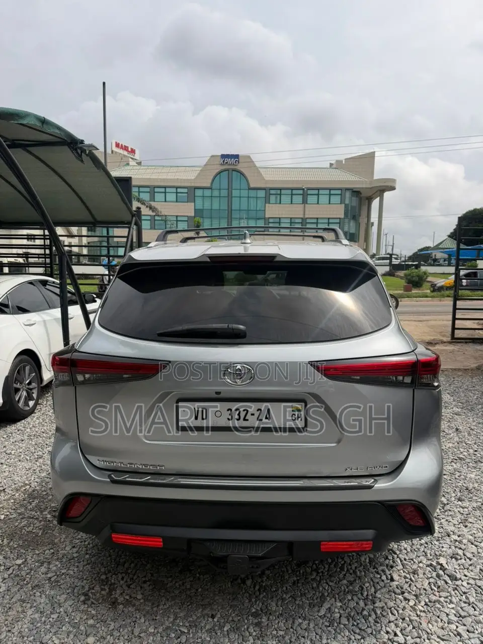 Toyota Highlander XLE 2022 Silver