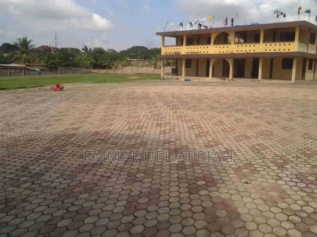 50 Bedrooms School for Sale at Kwadaso