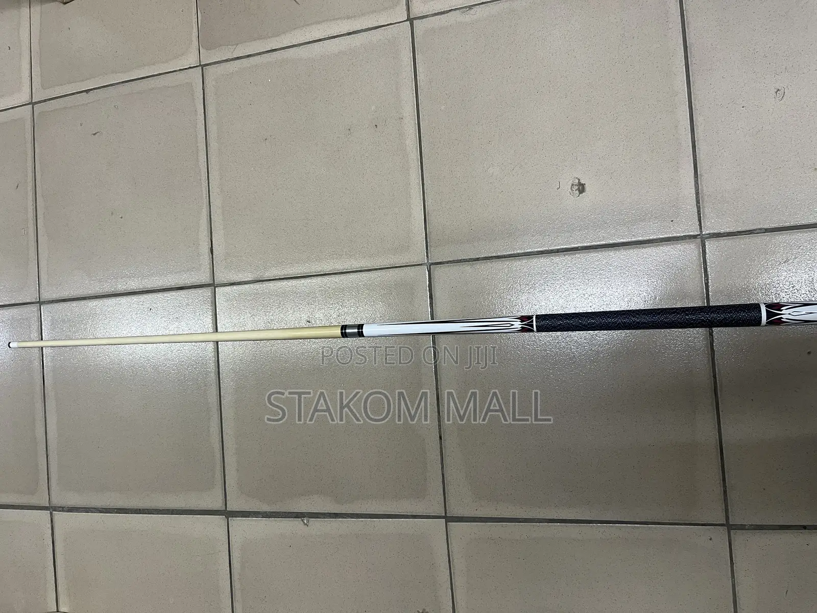 Pool / Snooker Cue Sticks - Screw Type