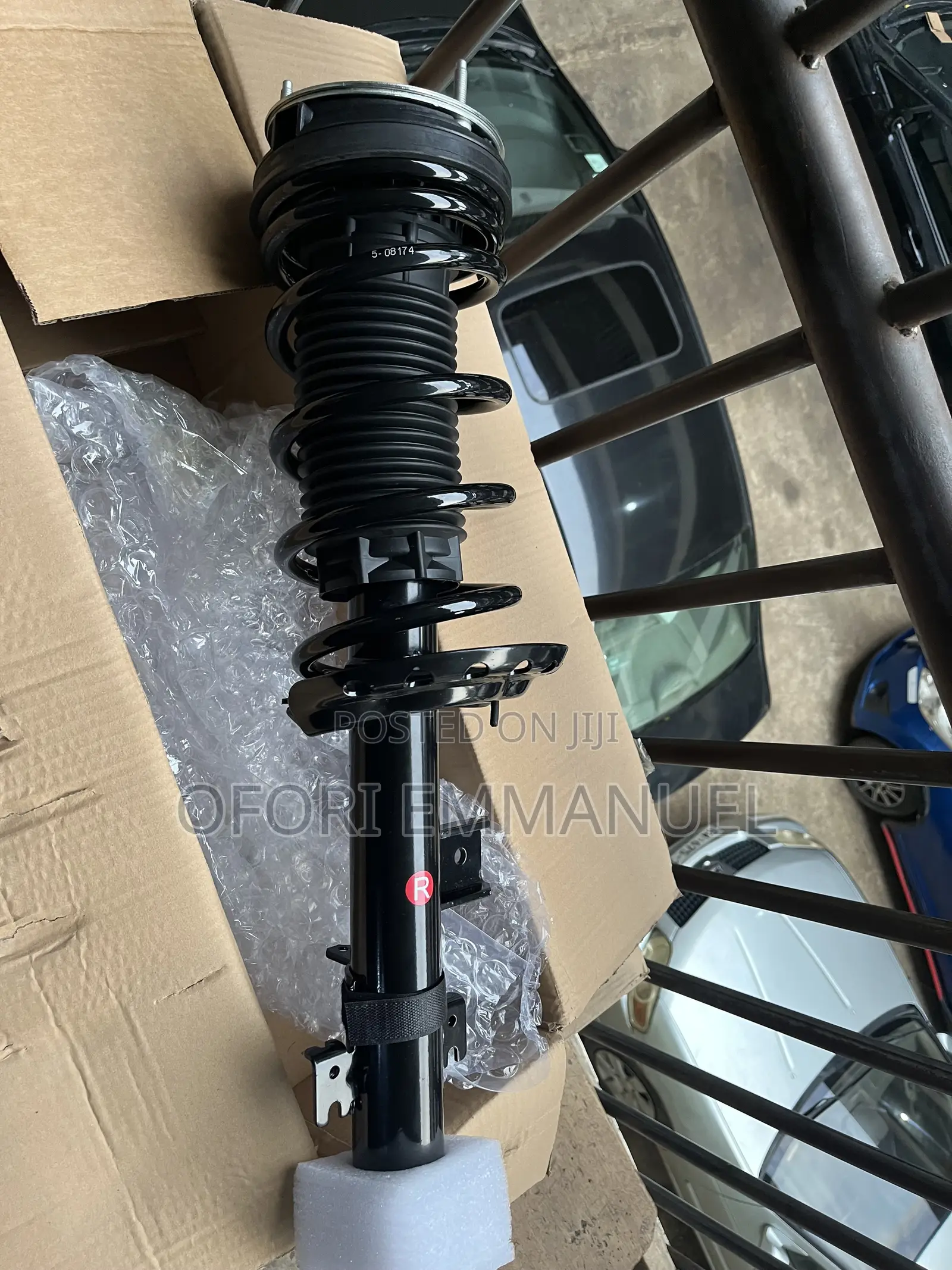 Range Rover Evoque 12/2017 Back Shocks