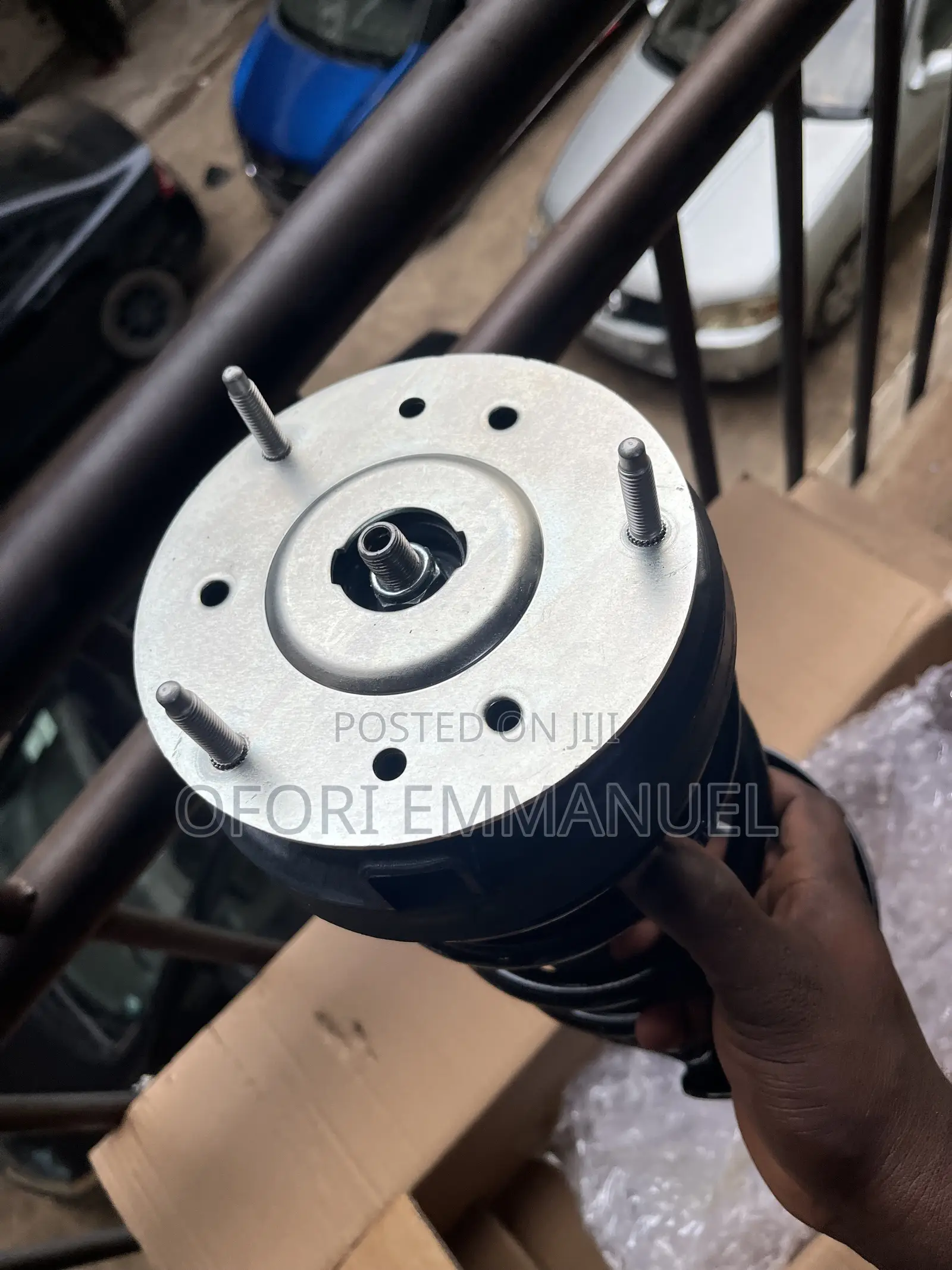 Range Rover Evoque 12/2017 Back Shocks