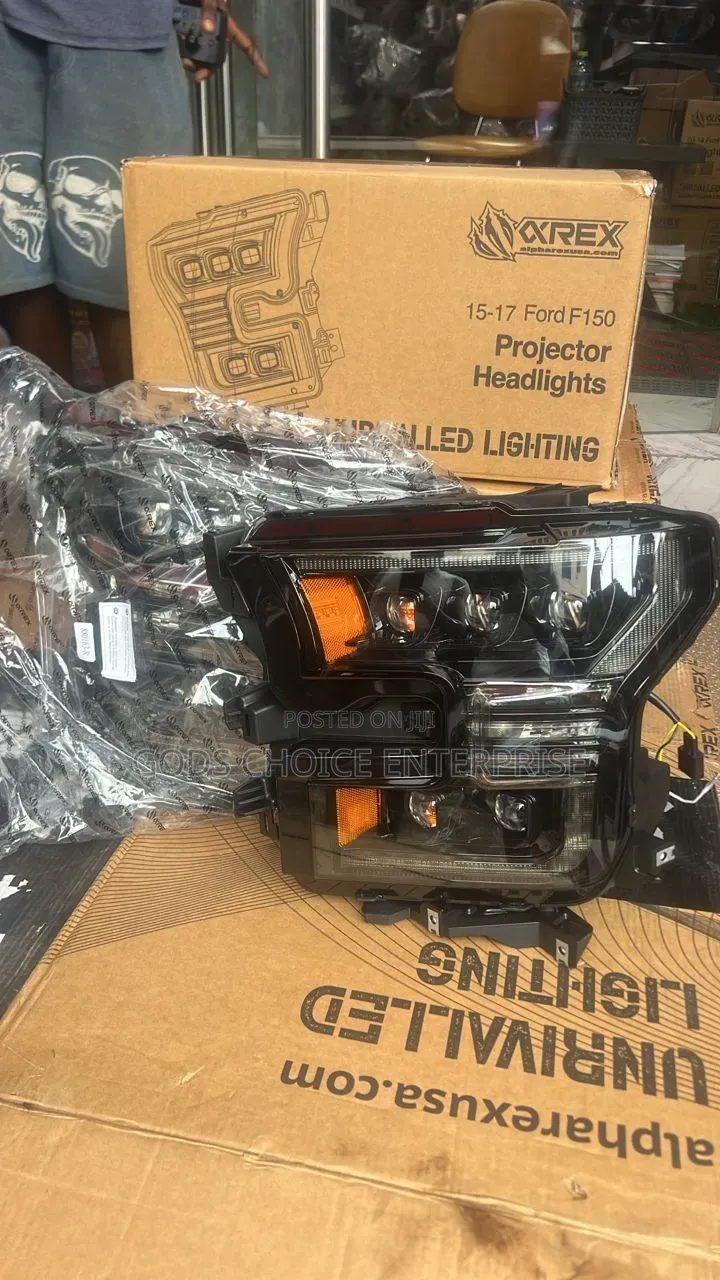 Headlight Ford F150 2012-2015