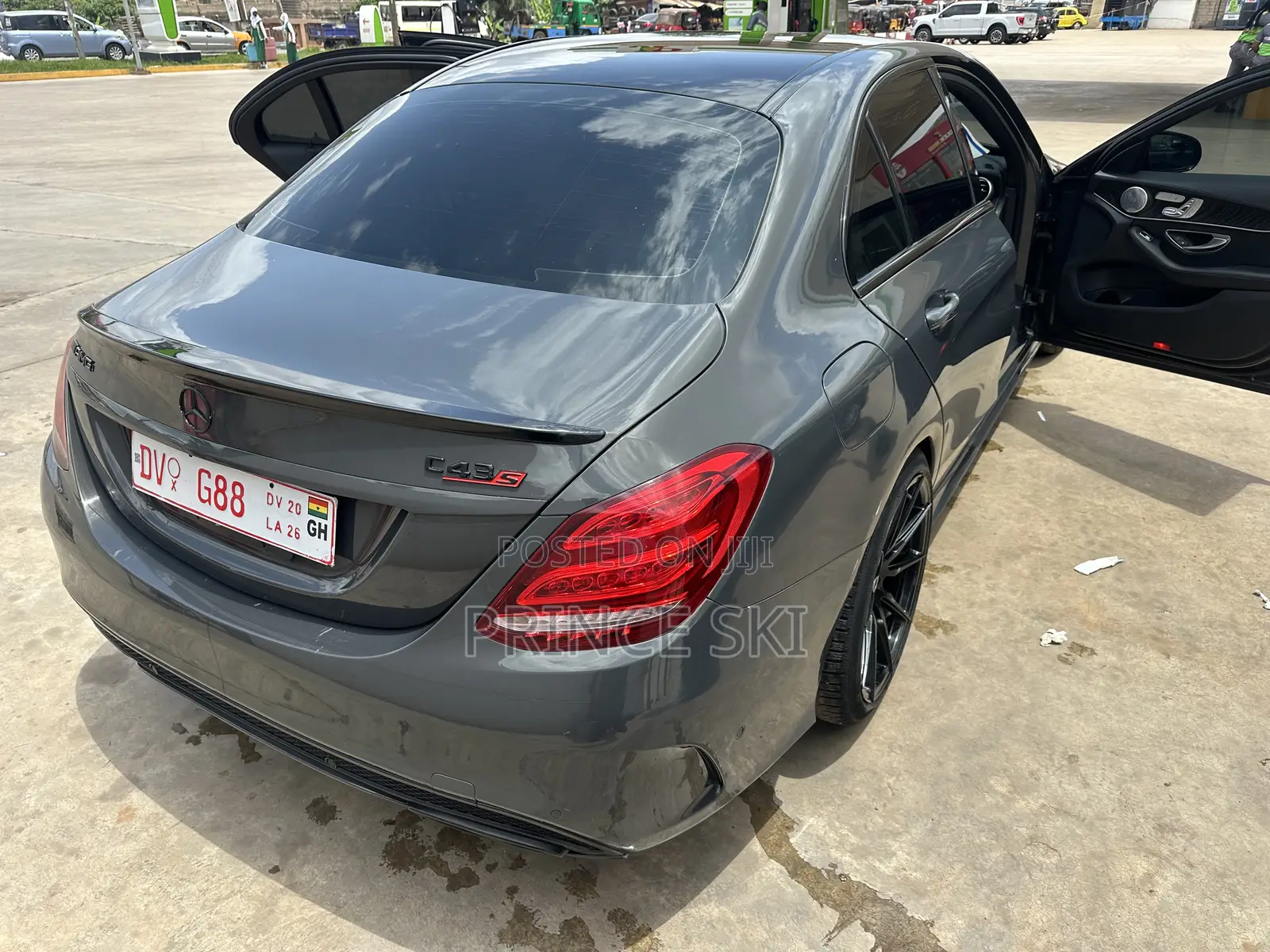 Mercedes-Benz C43 2017 Gray