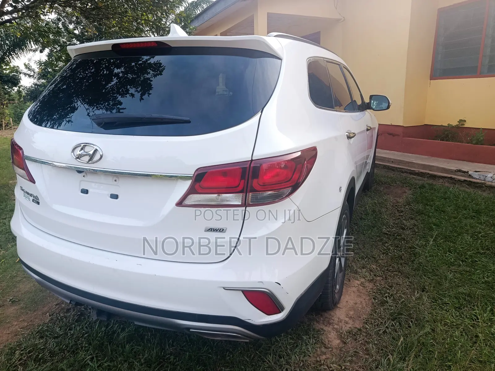 Hyundai Santa Fe 2019 White