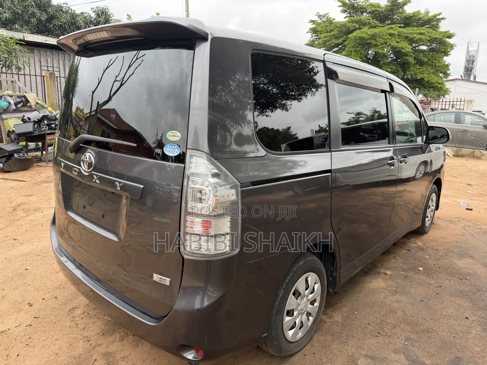 Toyota Voxy 2011 Gray