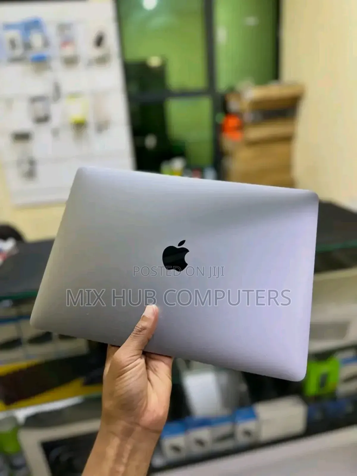 Laptop Apple MacBook Pro 16GB Intel Core i5 SSD 512GB