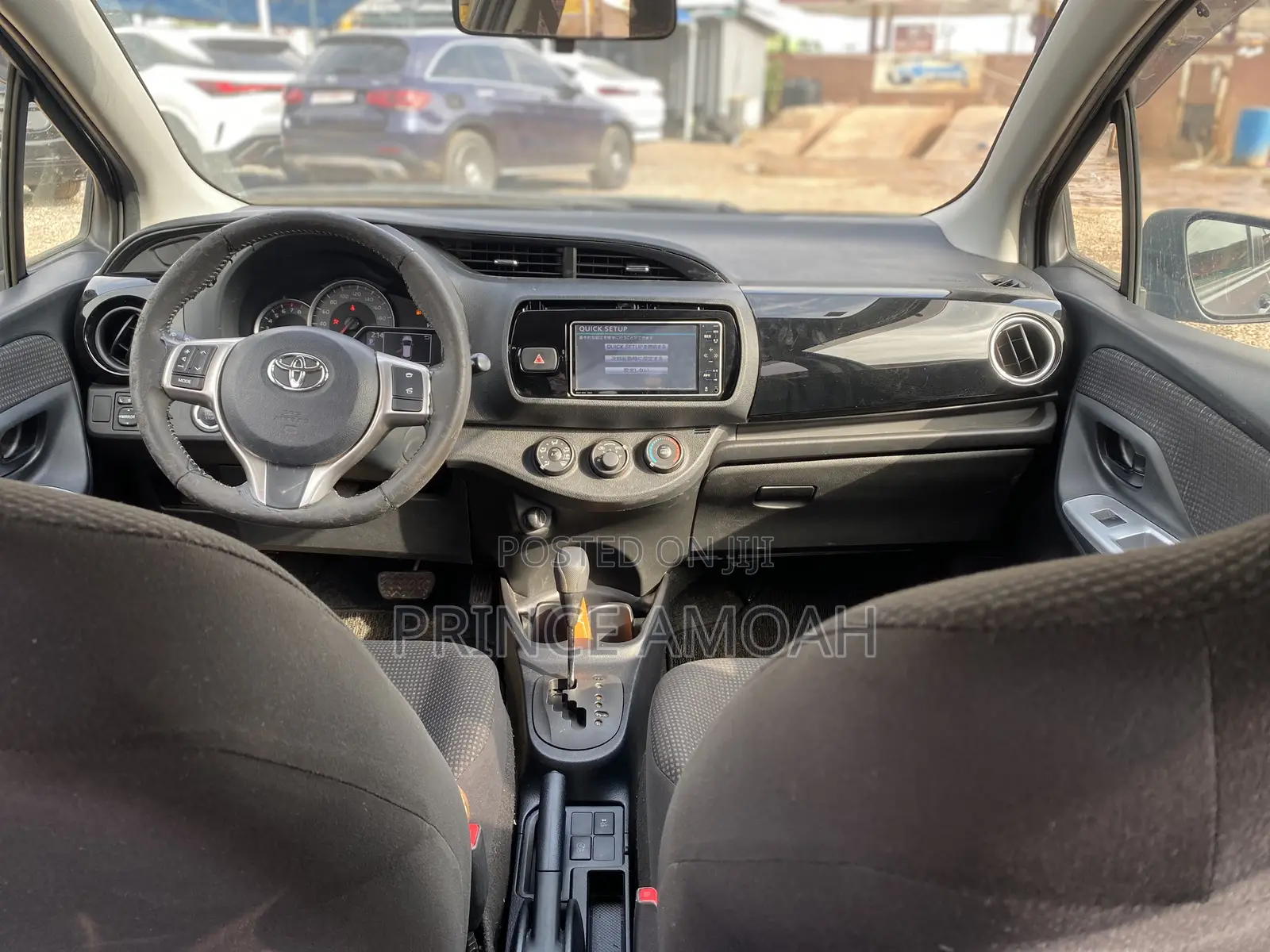 Toyota Vitz 1.5 FWD 5dr 2016 Black