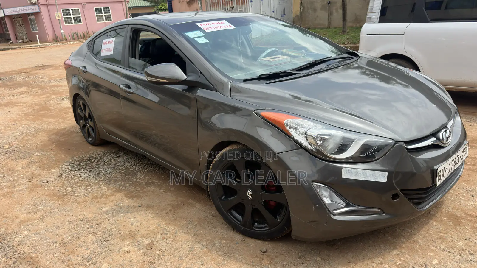 Hyundai Elantra GLS Sedan FWD (1.8L 4cyl 6M) 2013 Gray