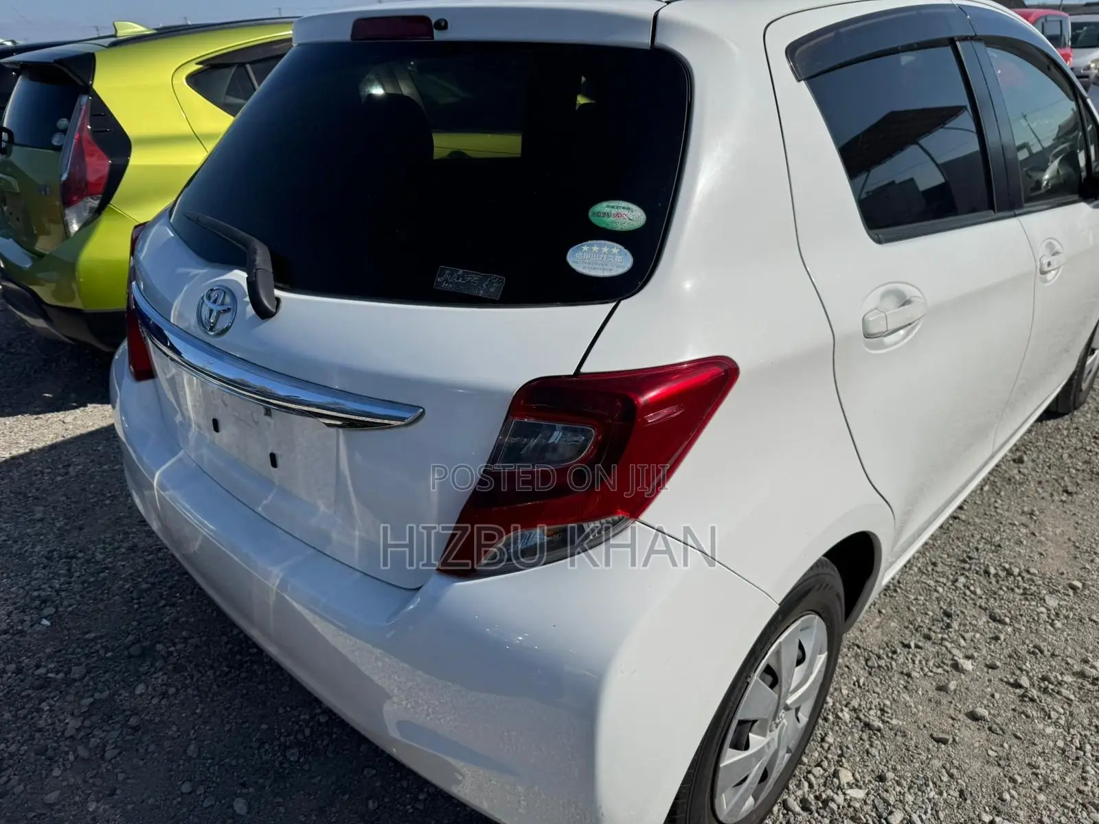 Toyota Vitz 1.3 FWD 5dr 2015 White