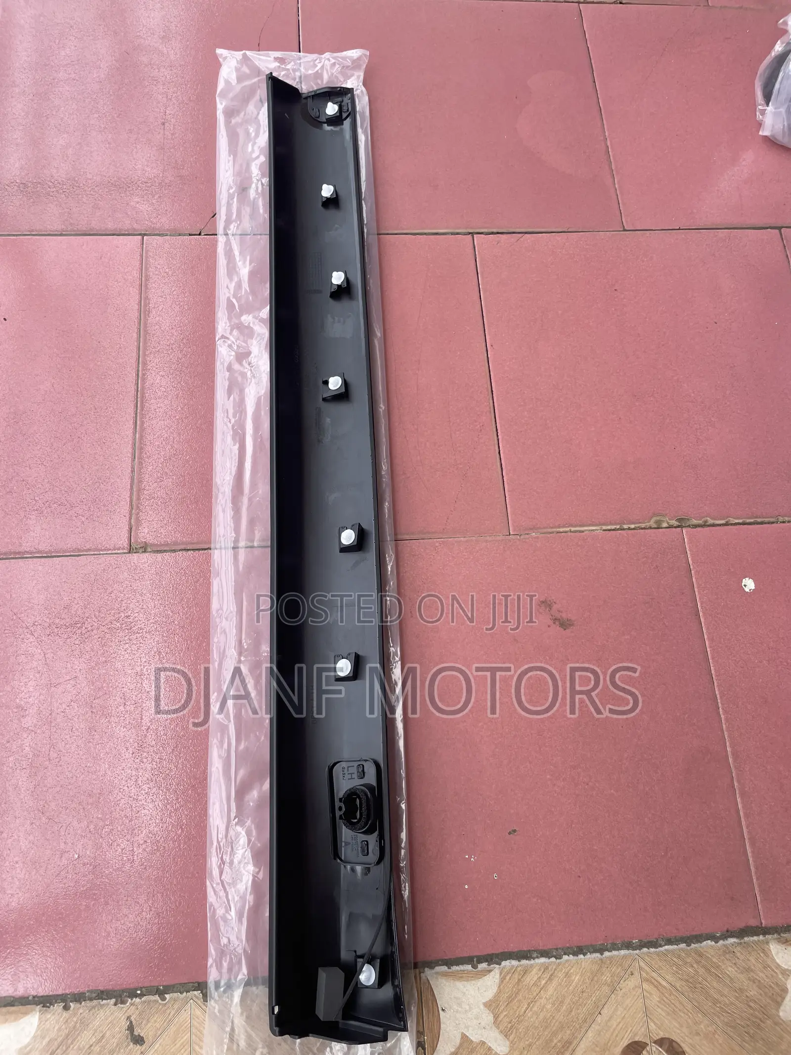 Mitsubishi Outlander 2023 Door Molding Front