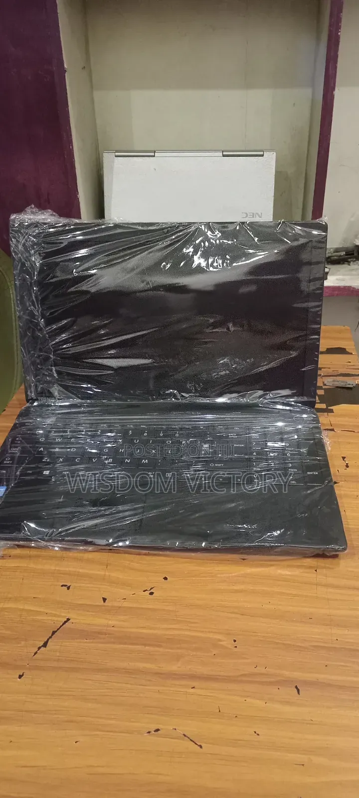 New Laptop Toshiba 12GB Intel Core i3 HDD 320GB