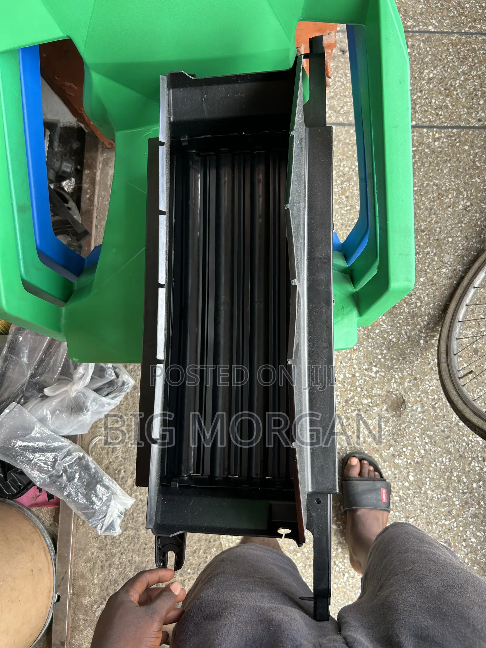 Ford F-150 2018 Shutter Grill Lower With Motor