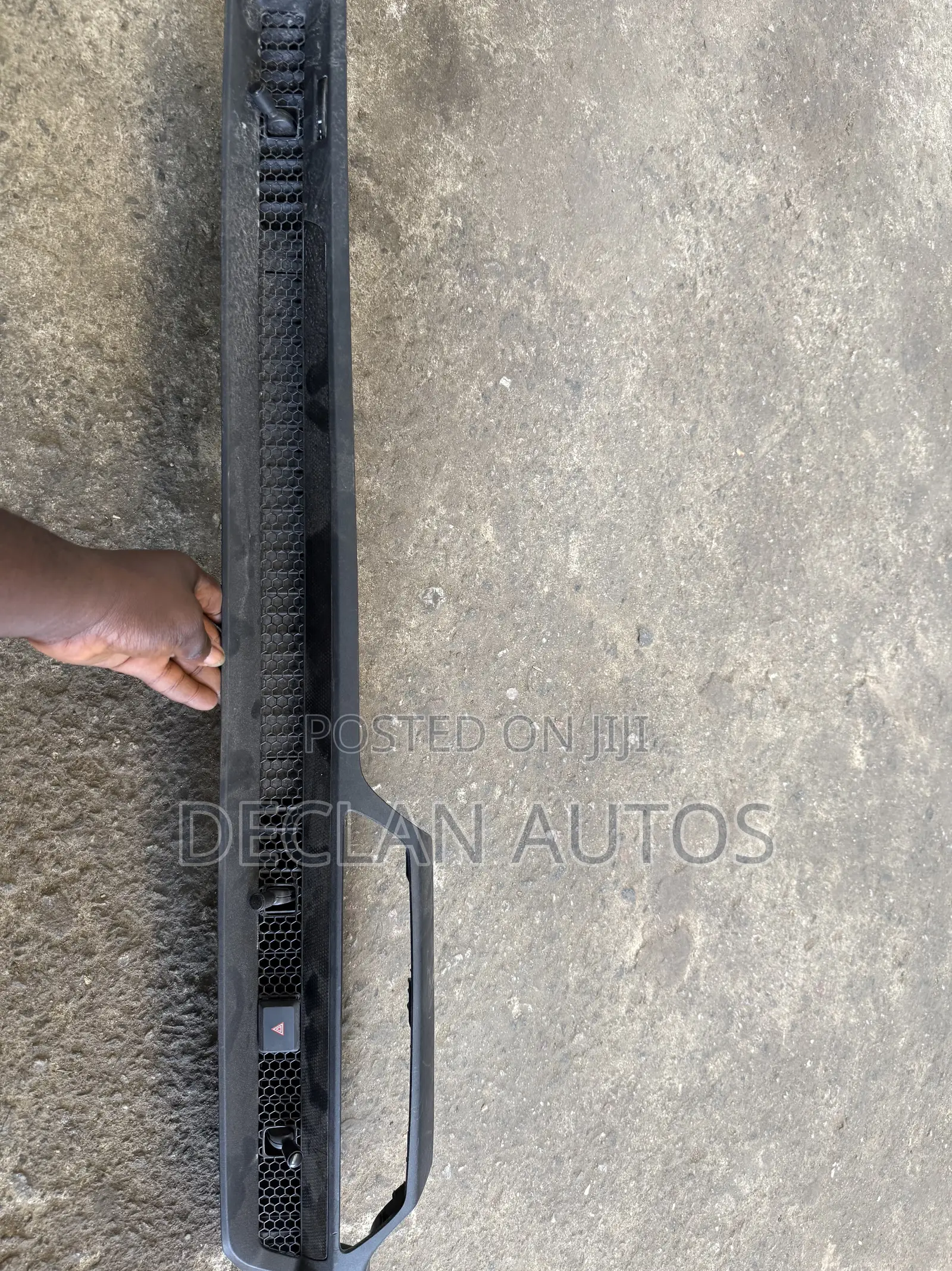 Cr-v Hybrid 23-25 Right Side Dash Bezel Molding Trim W/ Air Vent