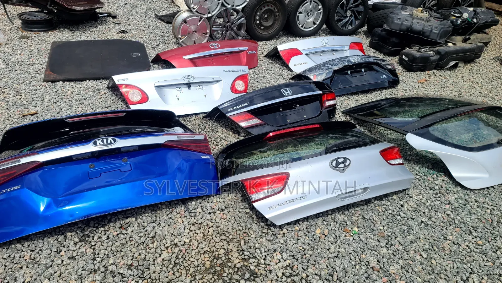 Boots (Camry,Seltos,Elantra Gt, Corolla,Civic,Veloster)